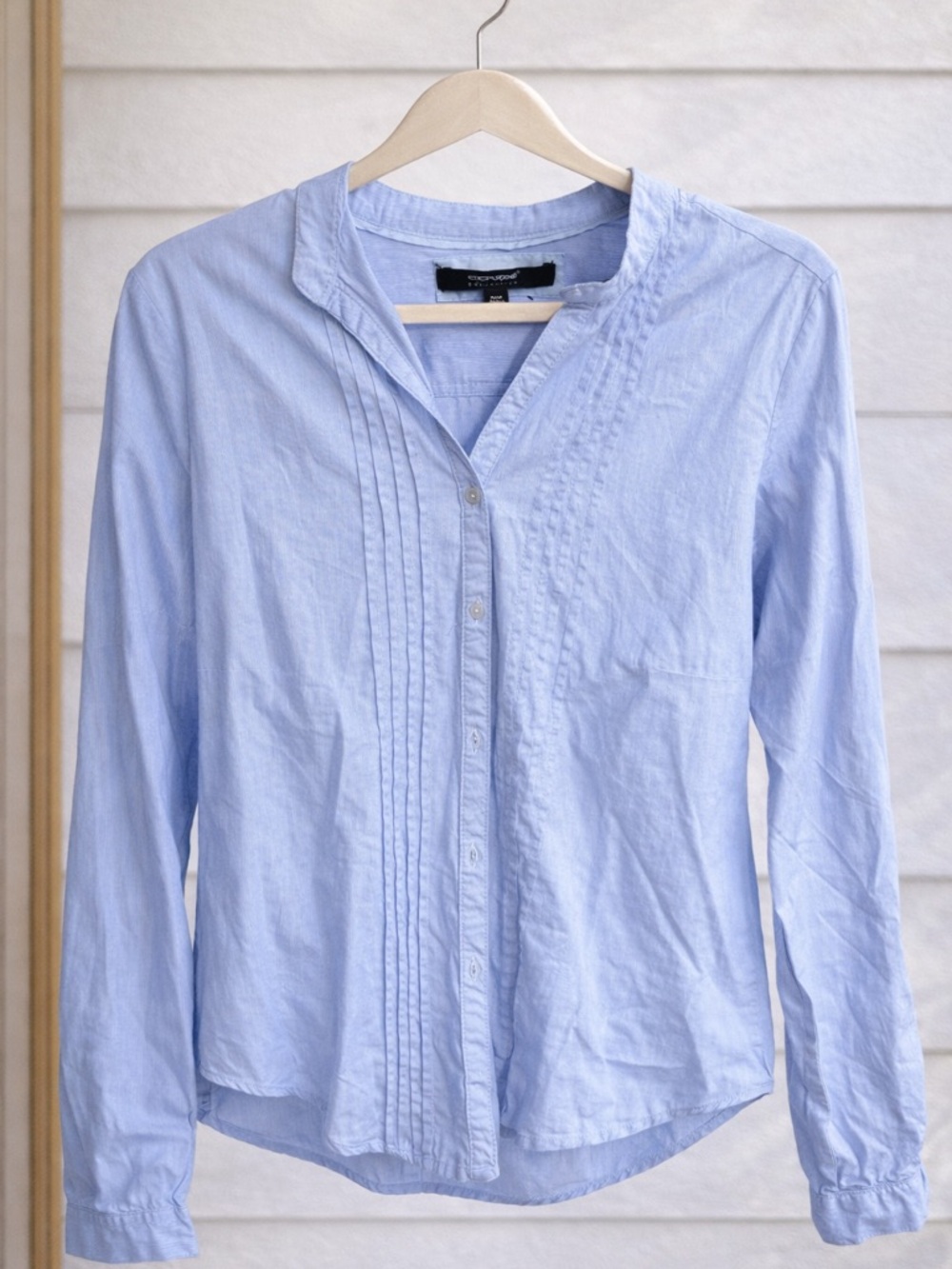 Coupe Collection Button Down Pleated Long Sleeve Tip Medium